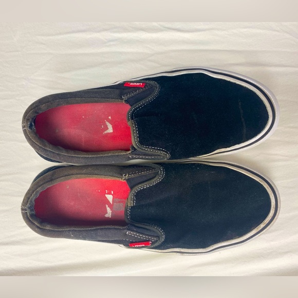 Slip On Vans - Picture 2 of 4